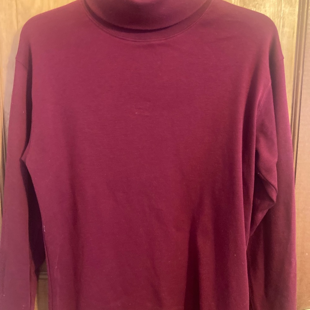 Hunter Deep Red Knitwear